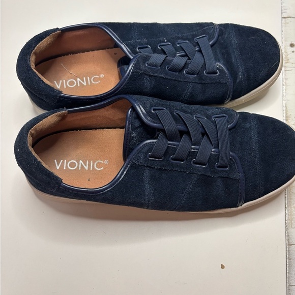 Vionic Cupsole Slip On Sneakers Size 7.5 Blue Suede Walking Shoe Comfort - Picture 2 of 5